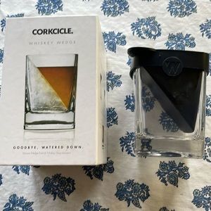 Corkcicle Whisky Wedge new in box